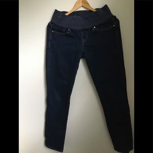 Gap maternity jeans size 4 short
